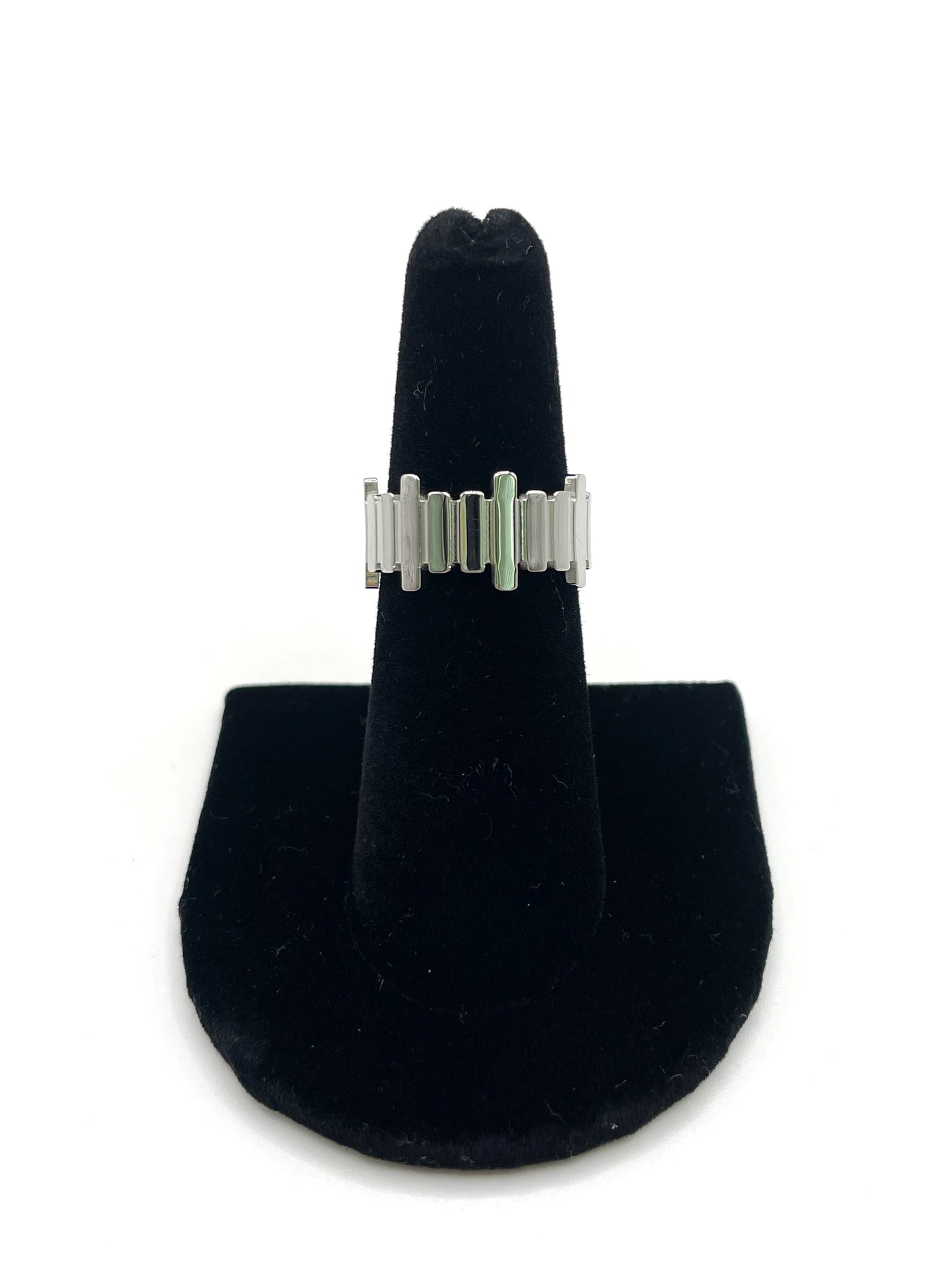 Delta Ring