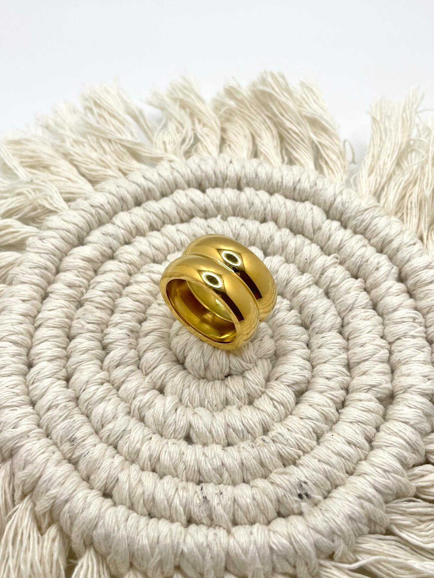 Lutana Ring